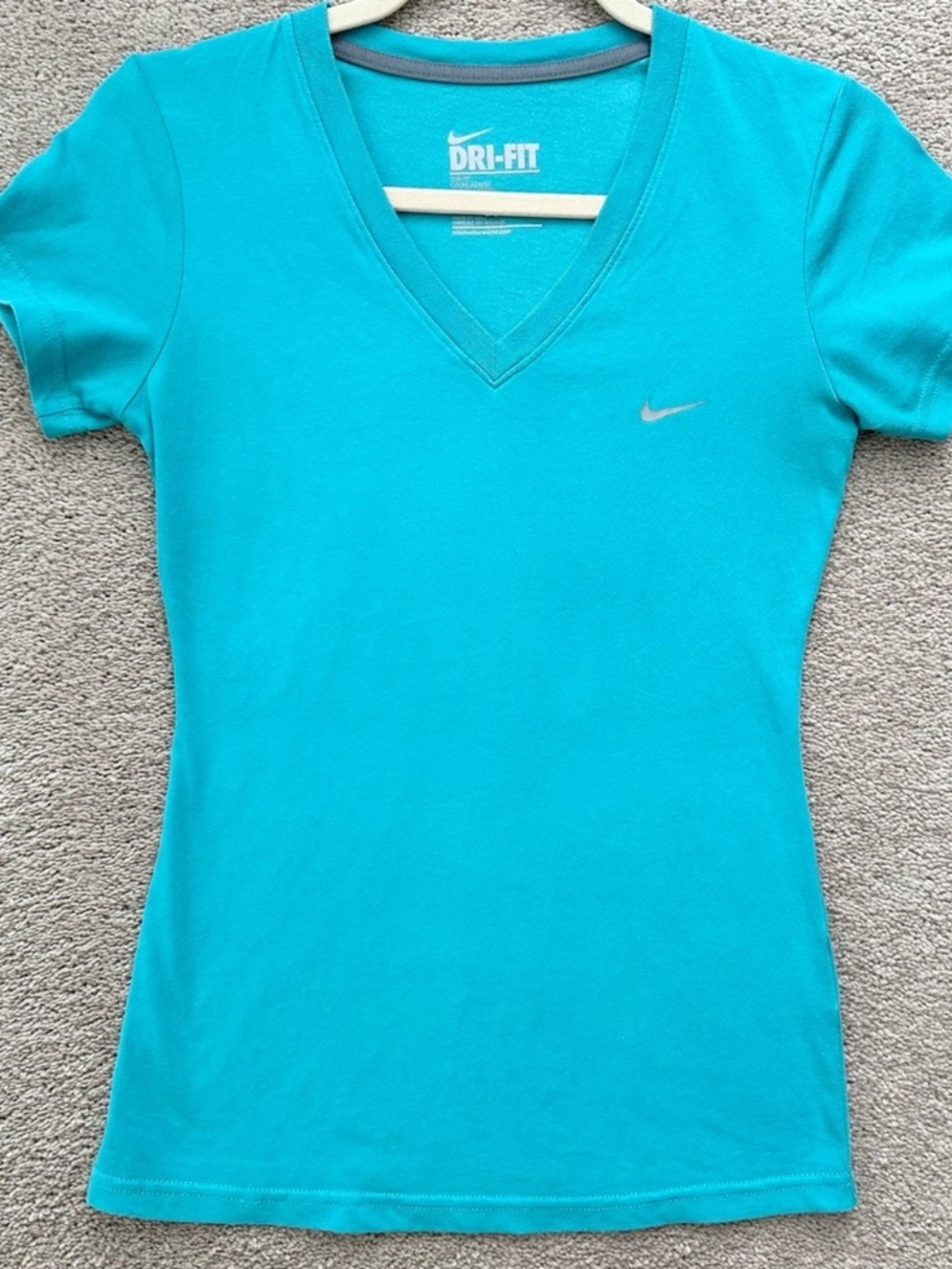 Nike Dri-Fit V- Neck Short Sleeve Teal Tee Shirt - Workout / Gym /Running